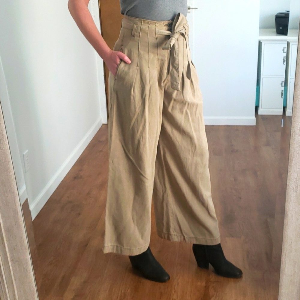 FREE PEOPLE, Wide Leg Crop Pants, Size 4